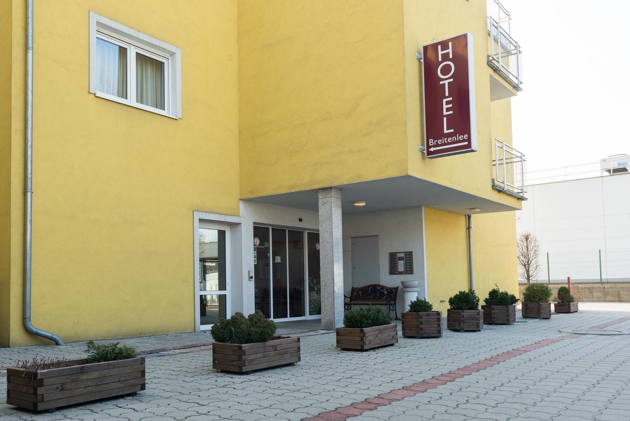 Hotel Breitenlee ウィーン エクステリア 写真